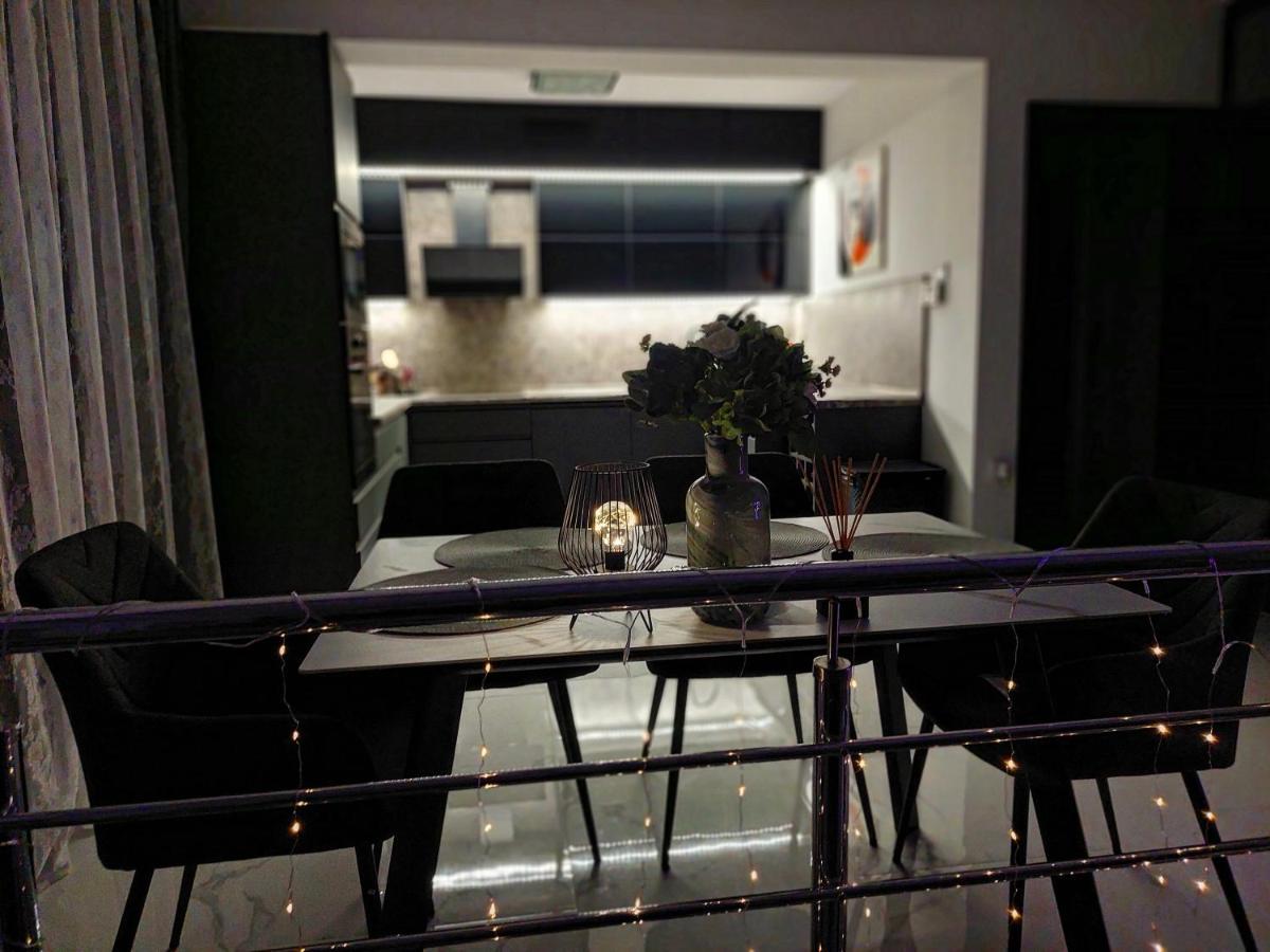 Fuege Villa Luxury & Wellness 巴拉顿菲赖德 外观 照片